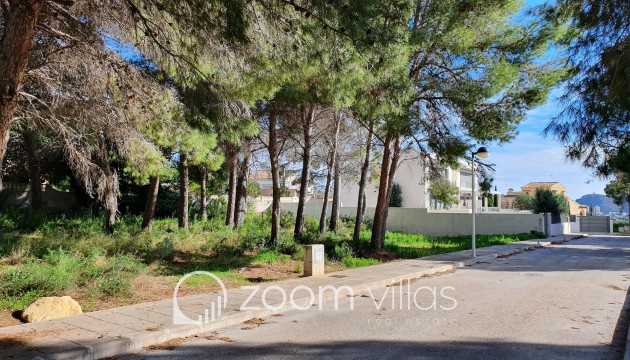 Plot / Land - Resale - Moraira -
                Moraira