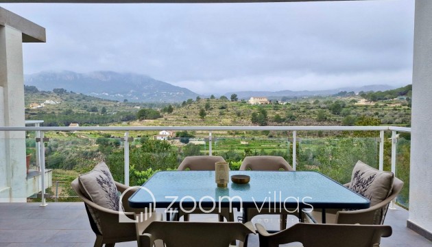 Villa / Halfvrijstaand - Herverkoop - Calpe - 03710