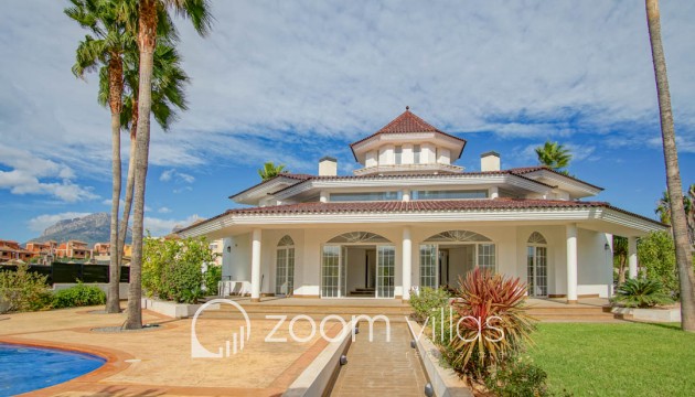 Villa - Nouvelle construction - Alfas del Pí -
                Arabi