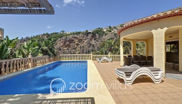 Villa - Resale - Benitachell  - Encinas