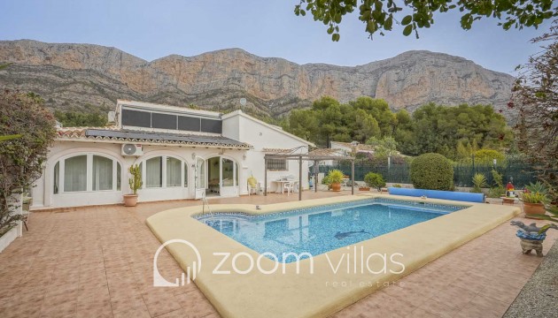 Villa - Resale - Jávea - Ermita