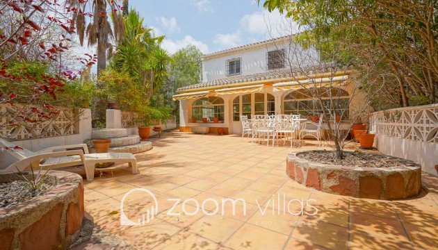 Villa - Resale - Jávea - Tarraula