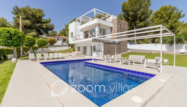 Villa - Resale - Moraira - Benimeit