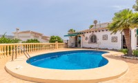 Villa - Resale - Moraira - ZV8-84272
