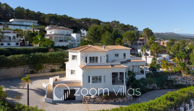 Villa - Reventa - Jávea -
                Piver