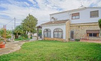 Villa - Wiederverkauf - Denia - ZV2-86500