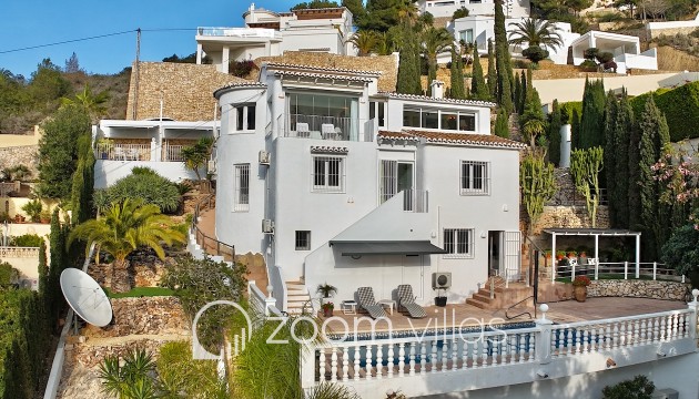 Villa - Wiederverkauf - Moraira - Arnella