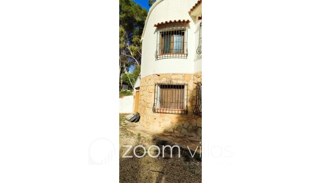 Resale - Villa - Moraira