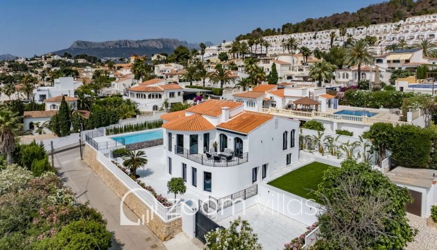 Resale - Villa - Calpe