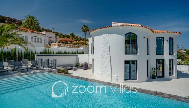 Resale - Villa - Calpe