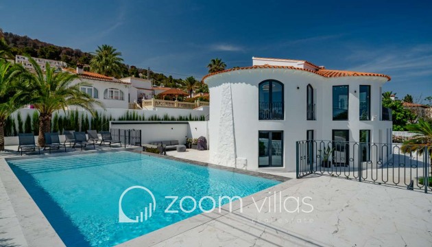Resale - Villa - Calpe