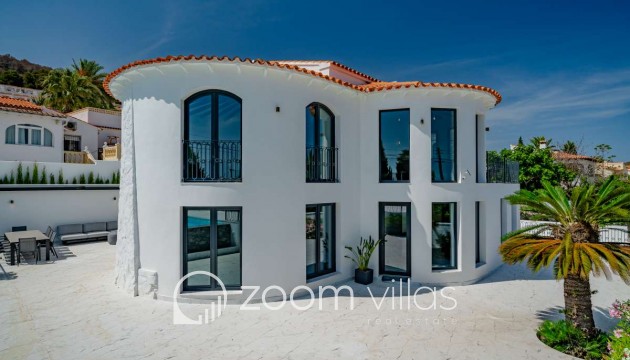 Resale - Villa - Calpe