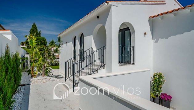 Resale - Villa - Calpe