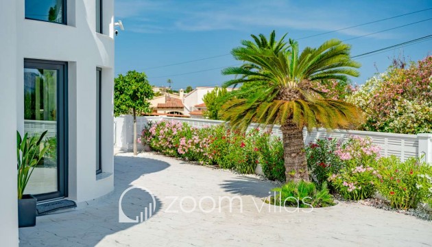 Resale - Villa - Calpe