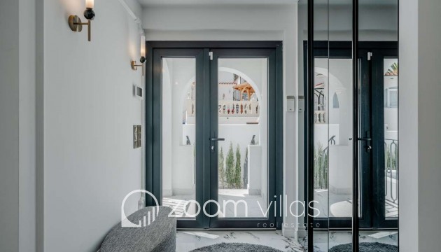 Resale - Villa - Calpe
