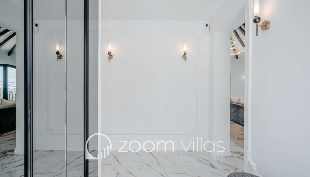 Resale - Villa - Calpe