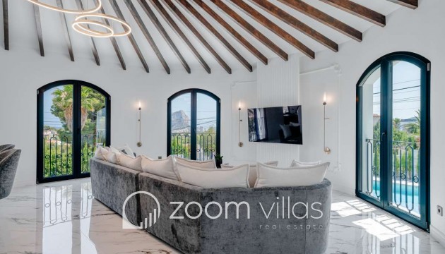 Resale - Villa - Calpe