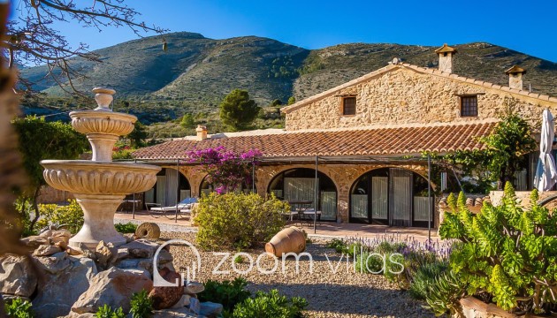 Resale - Villa - Benissa - Partida Vinyent