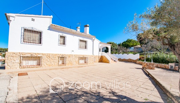 Resale - Villa - Benissa