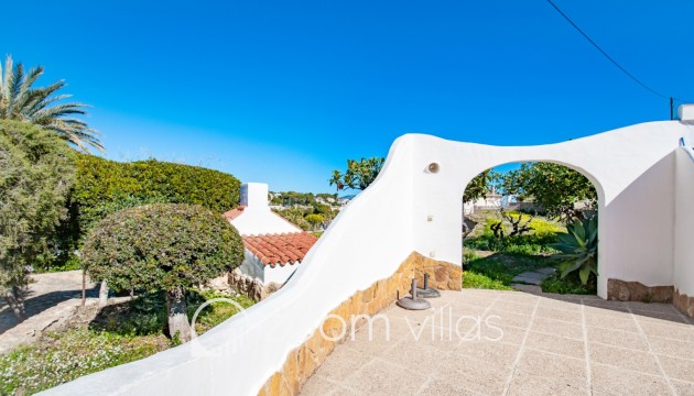 Resale - Villa - Benissa