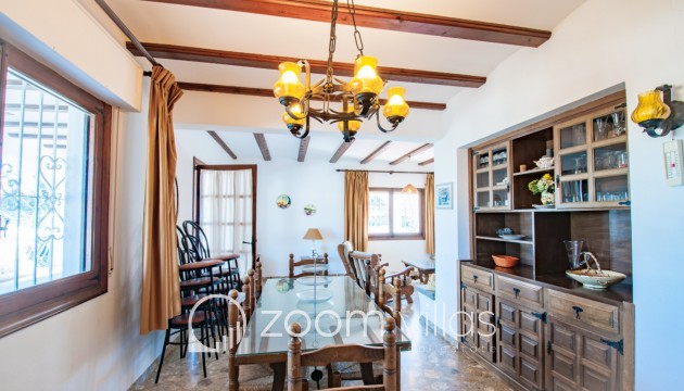 Resale - Villa - Benissa