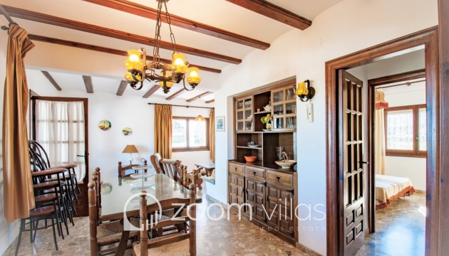 Resale - Villa - Benissa