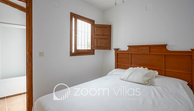 Resale - Plot / Land - Jávea - Adsubia