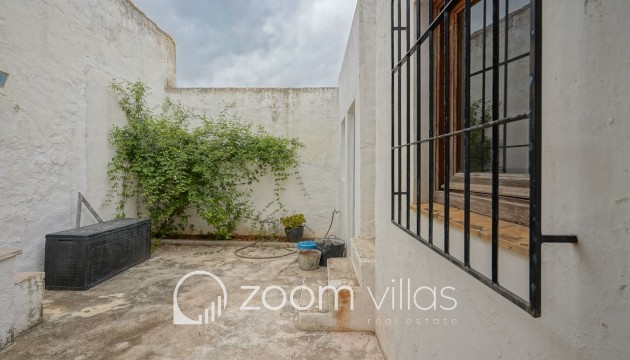 Resale - Plot / Land - Jávea - Adsubia