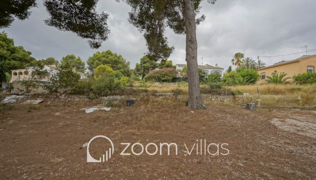 Resale - Plot / Land - Jávea - Adsubia