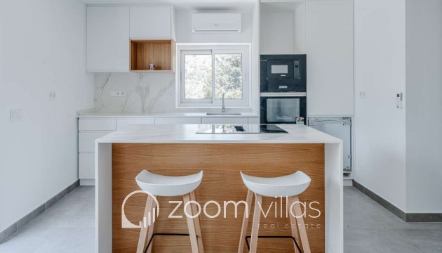 Resale - Villa - Calpe