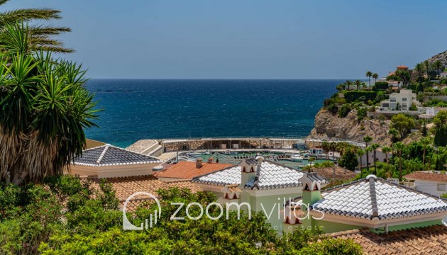 Resale - Villa - Calpe