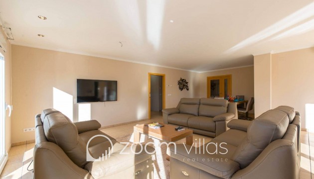 Resale - Villa - Moraira
