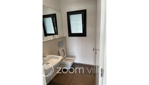 Resale - Villa - Moraira