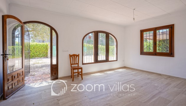 Resale - Villa - Jávea - Adsubia