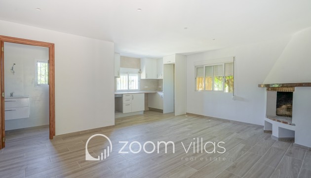 Resale - Villa - Jávea - Adsubia