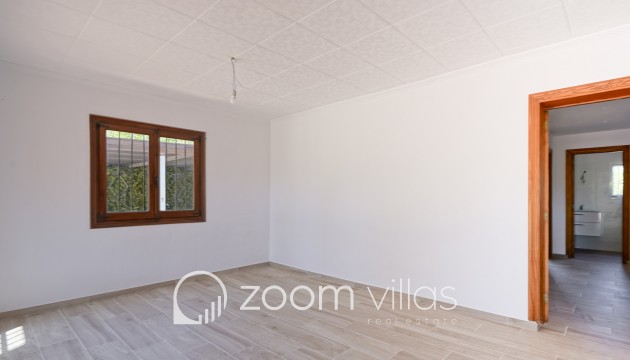 Resale - Villa - Jávea - Adsubia