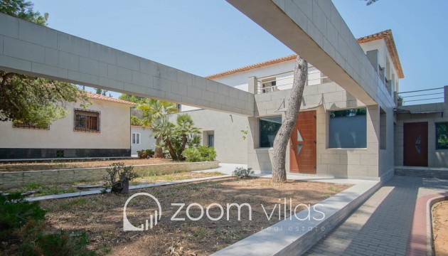 Resale - Villa - Denia - Las Rotas