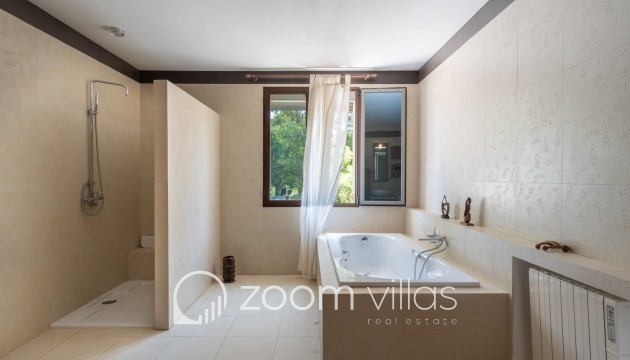 Resale - Villa - Denia - Las Rotas