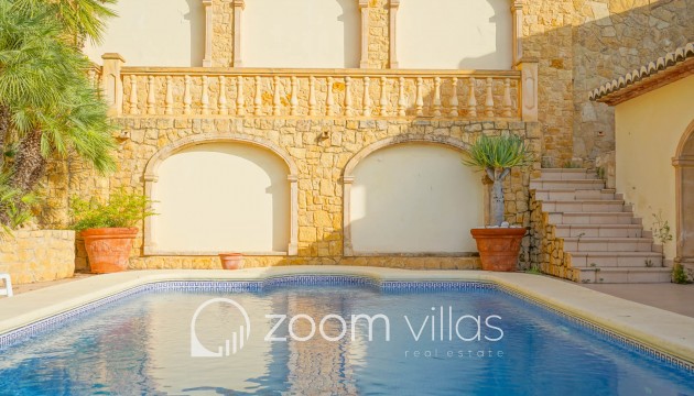 Resale - Villa - Jávea - La Corona