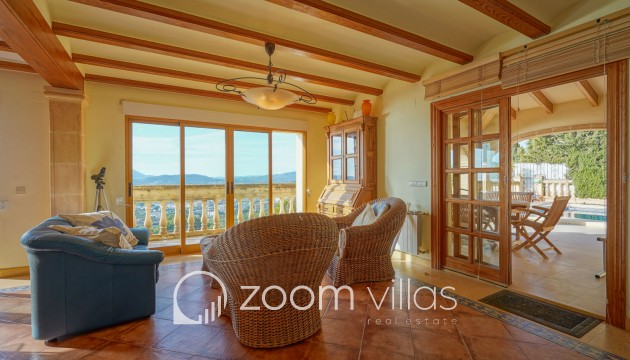 Resale - Villa - Jávea - La Corona