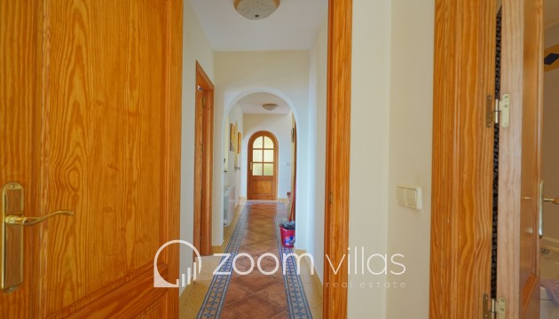Resale - Villa - Jávea - La Corona