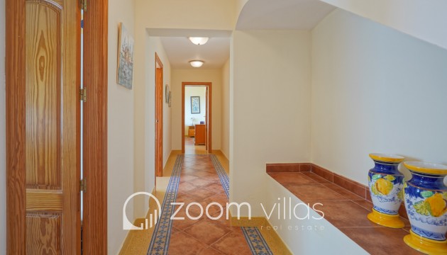 Resale - Villa - Jávea - La Corona