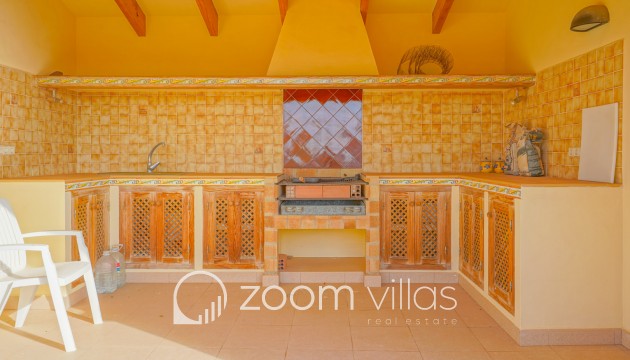 Resale - Villa - Jávea - La Corona