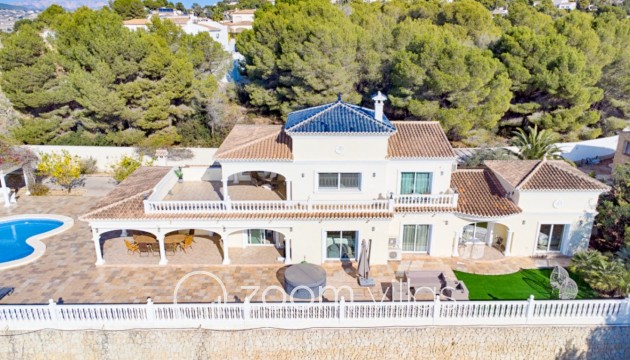 Resale - Villa - Moraira