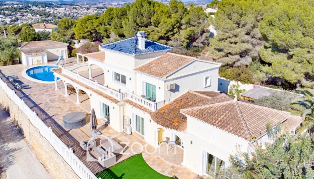 Resale - Villa - Moraira