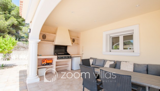 Resale - Villa - Moraira
