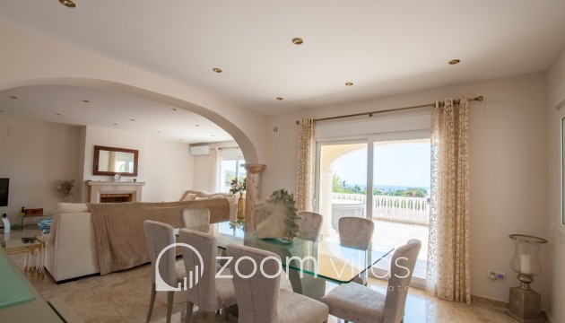 Resale - Villa - Moraira