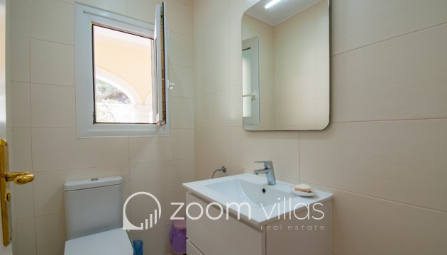 Resale - Villa - Moraira