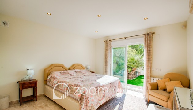 Resale - Villa - Moraira