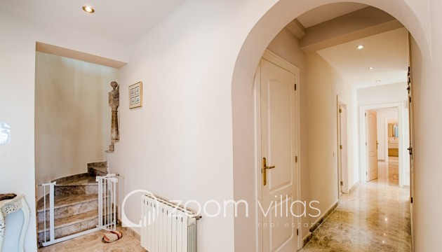 Resale - Villa - Moraira